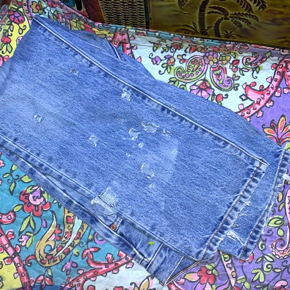 Levi’s Original 501 Straight Leg Button-Fly Distressed Blue Jeans - Picture 4 of 5